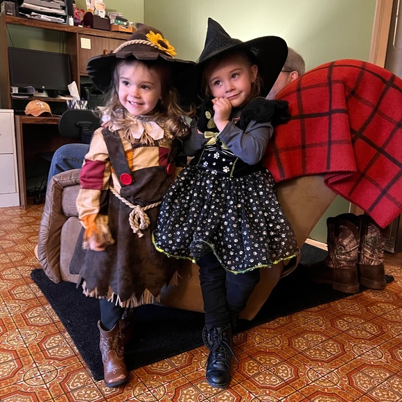 Meet your Posher, Tristin - Picture 1 of 1